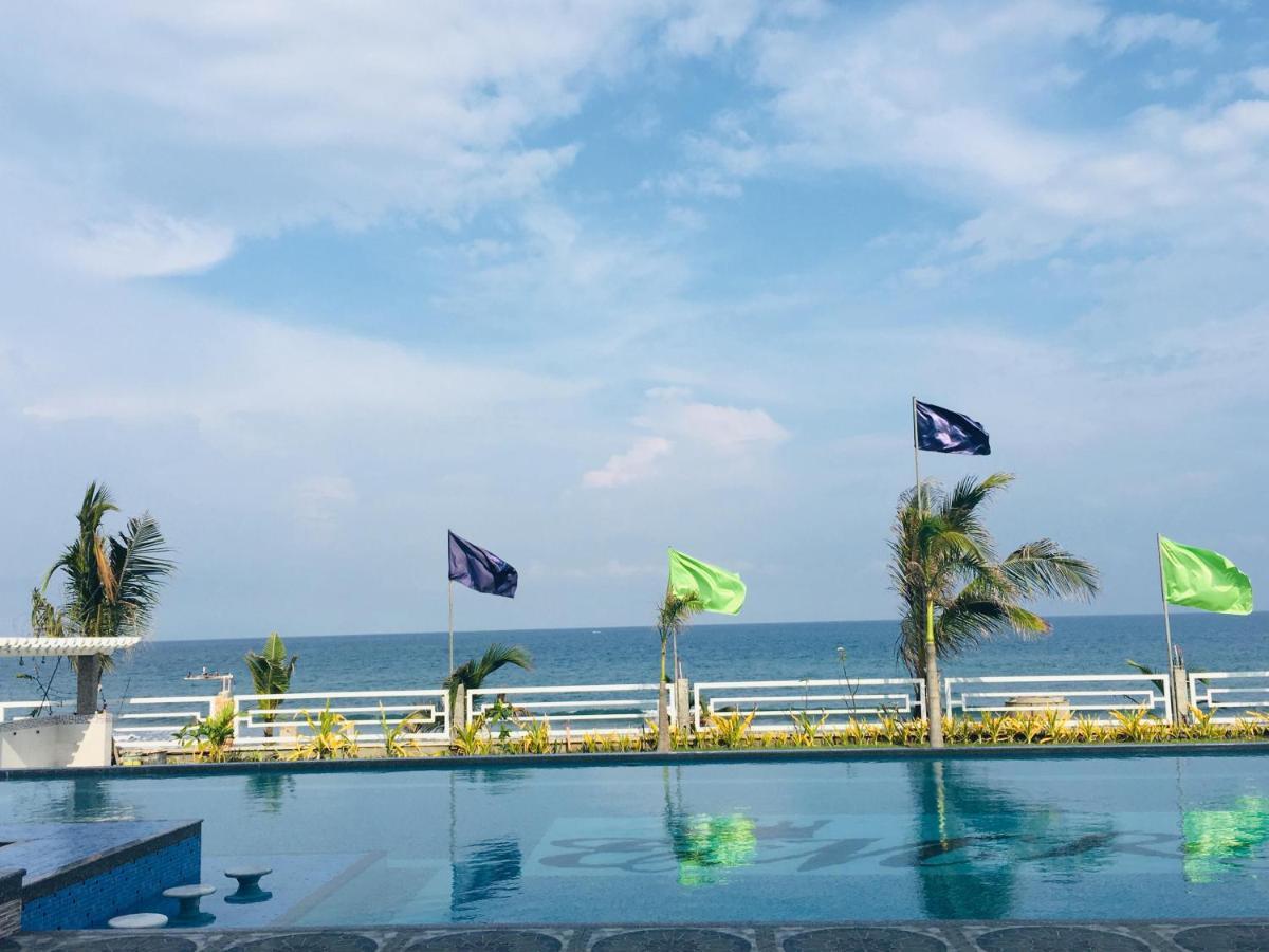 Em Royalle Hotel & Beach Resort San Juan  Ngoại thất bức ảnh